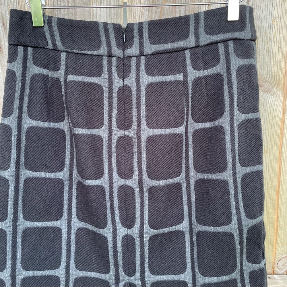 Trina Turk skirt lined USA made size 4 black - Picture 5 of 8